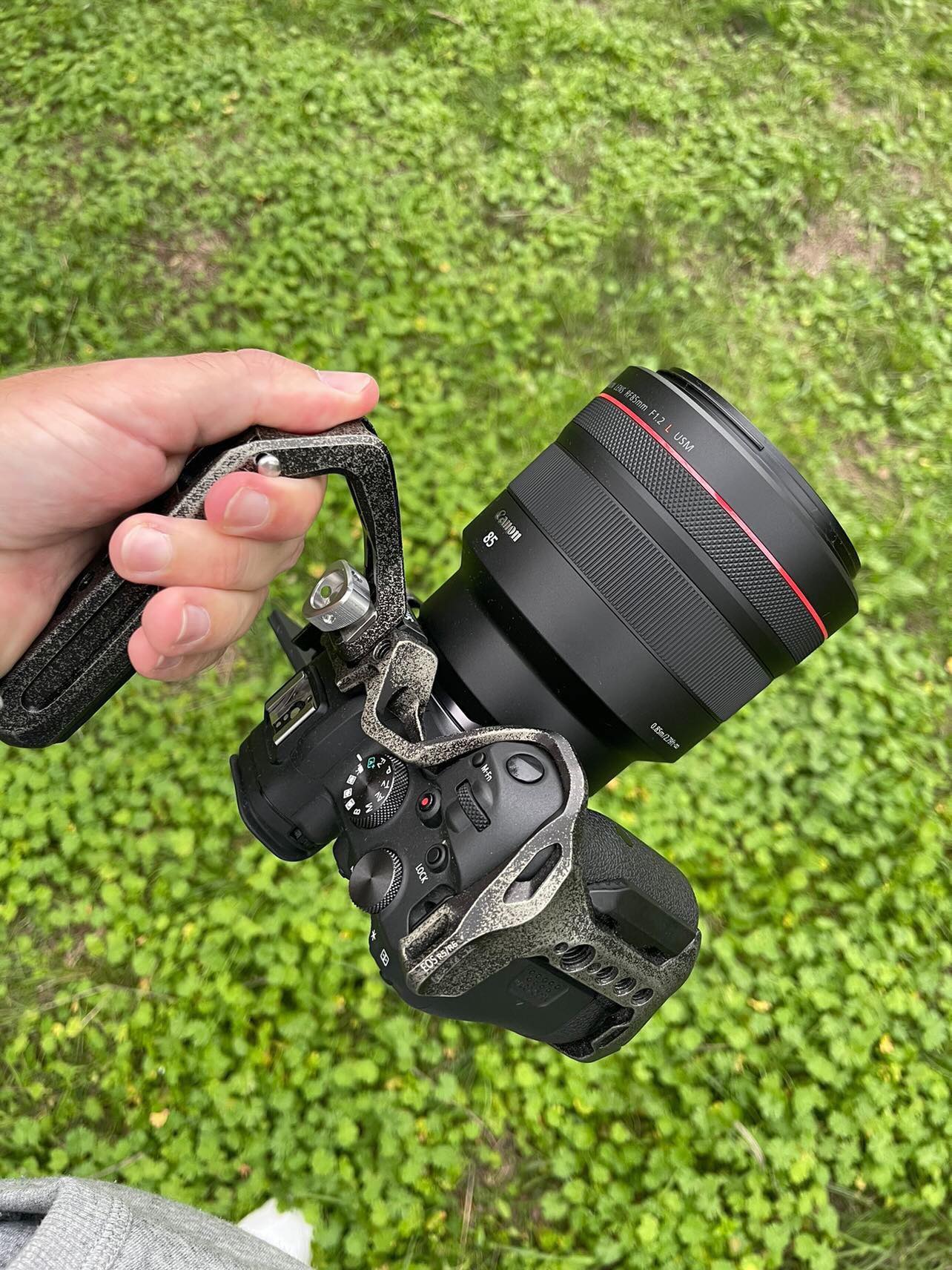 EOS R5 R6 R5 C Cage | Black Mamba Handheld Kit | SmallRig