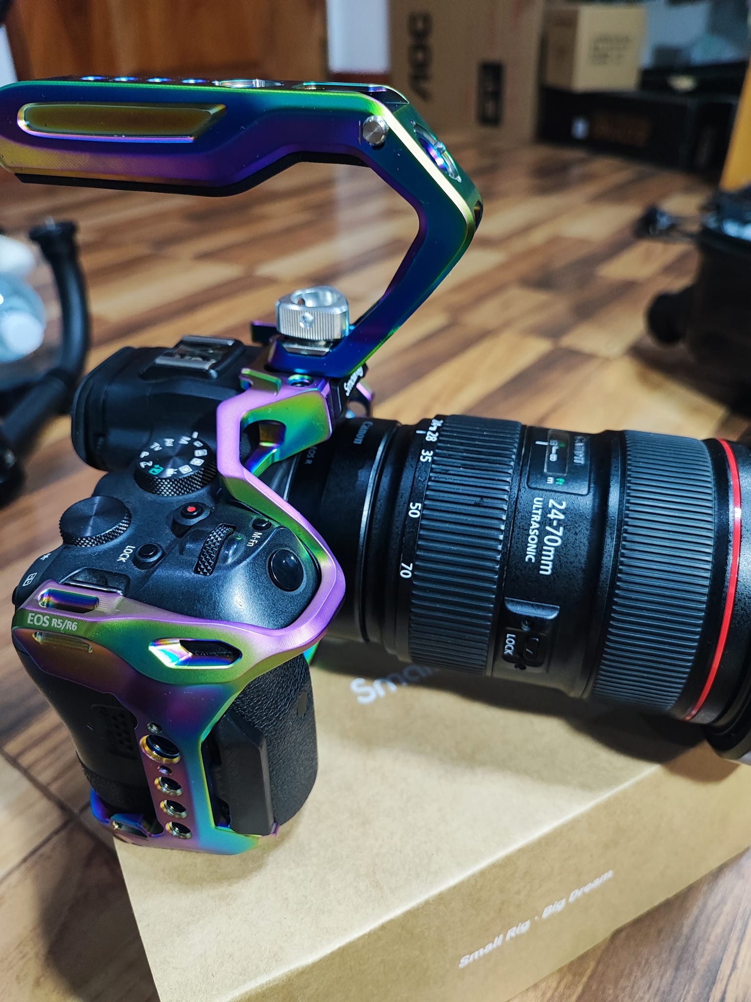 SmallRig  R5 / R6 / R5 C 用 Black Mamba SmallRig 