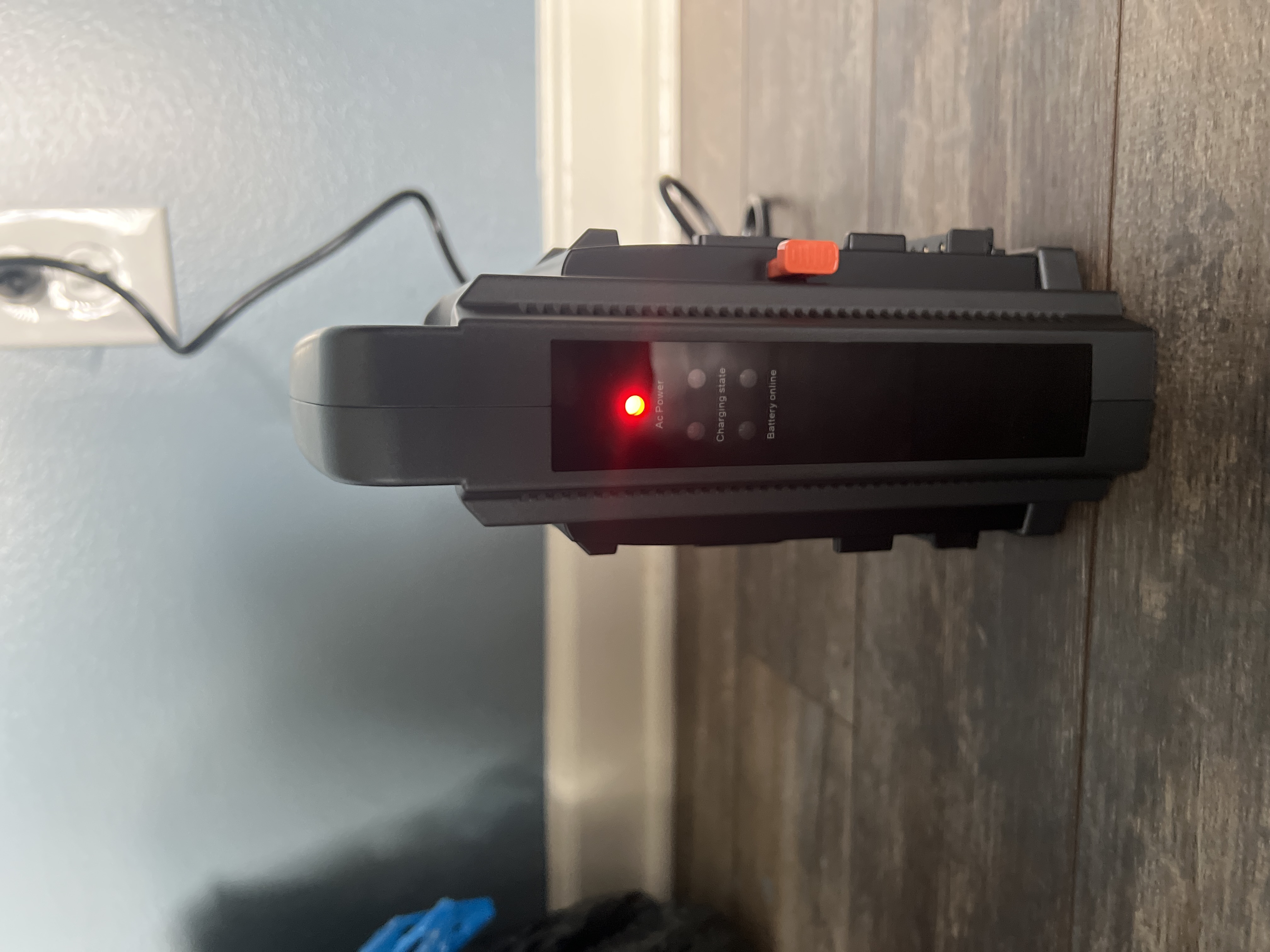 Dual Channel V-Mount Battery Charger