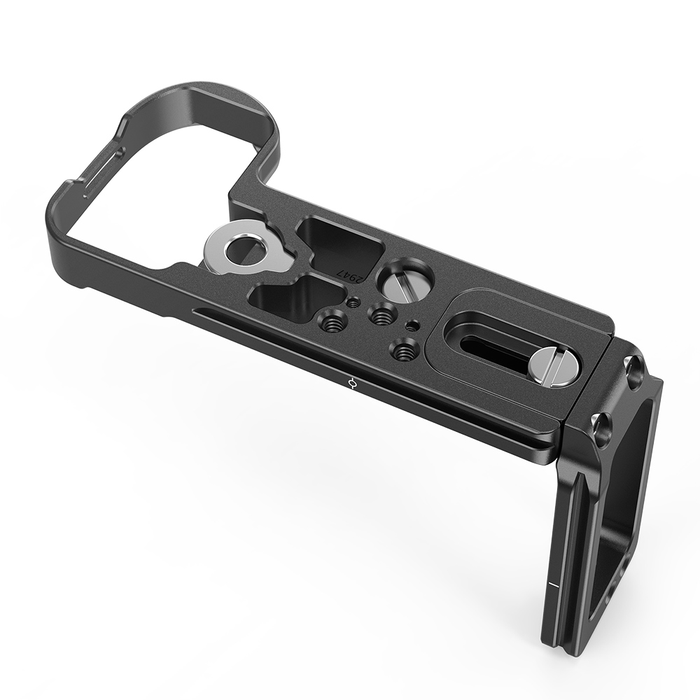 SMALLRIG Support en L pour Nikon Z5 II, Z5, Z6, Z6II, Z7, Z7II, plaque ARCA- Swiss, interface QD, trous 1/4-20, sabot de flash, fentes de sangle - 5256