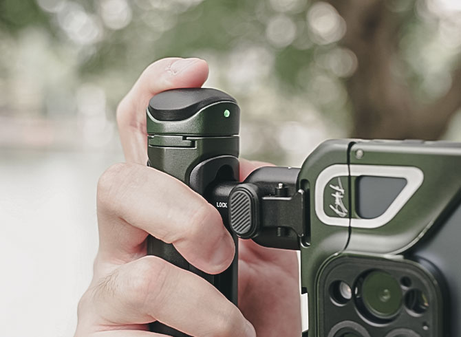 SmallRig x Brandon Li Mobile Video Kit for iPhone 15 Pro Max Co