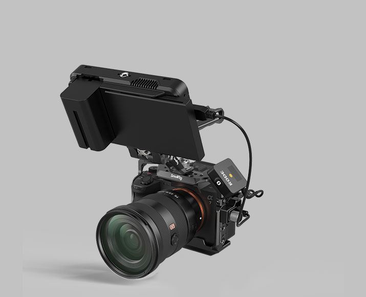 ソニー α7iV（smallrig付き） Amazon.com : SmallRig A7 IV Cage With Top Handle, Clamp for HDMI