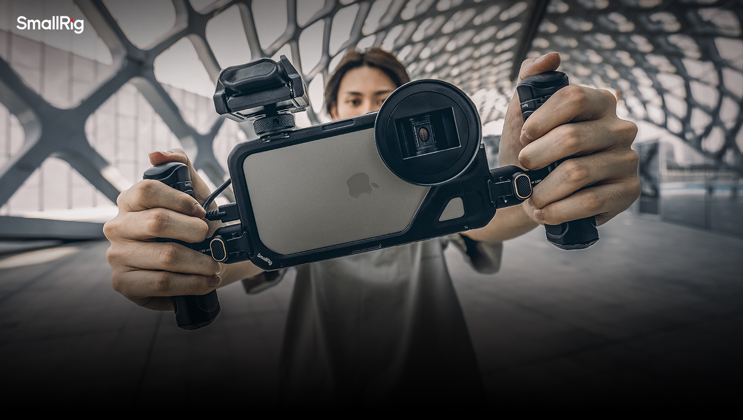 CATEGORY/Phone Rigs/Phone Cages iPhone 15 Pro Video Cage | M-Mount & MagSafe Rig | SmallRig-For Brands:Apple/For Models:iPhone 15 Pro/SKU:4396/Package Weight (kg):0.19/