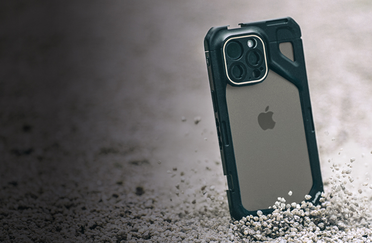 iPhone 15 Pro Max Phone Cage | One-Hand Video Kit | SmallRig