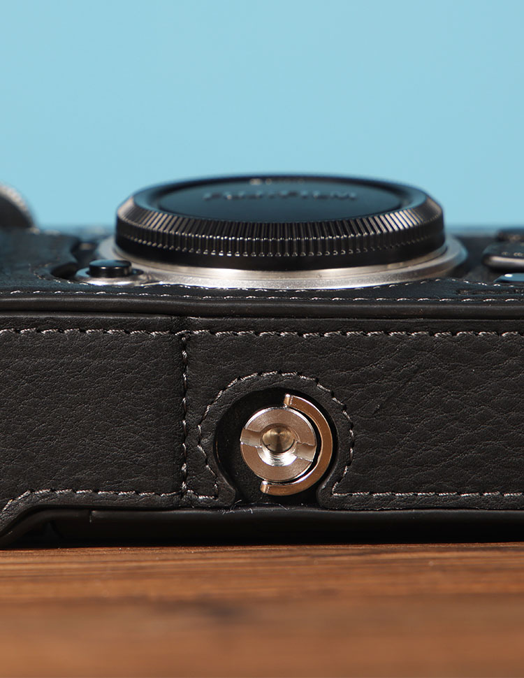 FUJIFILM X-T5 Half Case & Strap | Grip & Style | SmallRig