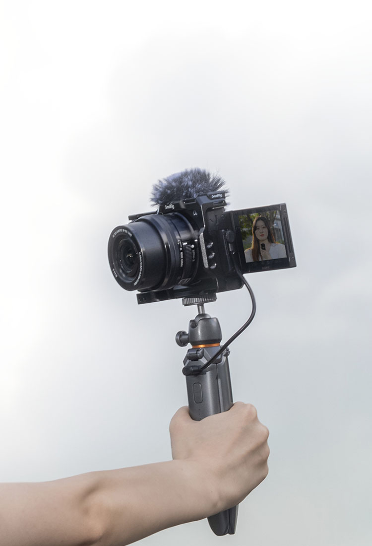 Sony ZV-E10 Cage | Arca-Type Quick Release Plate | SmallRig