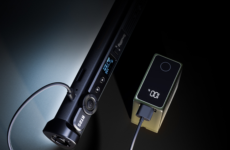 RT25 Handheld Tube Light | Video Light w/ Grip | SmallRig