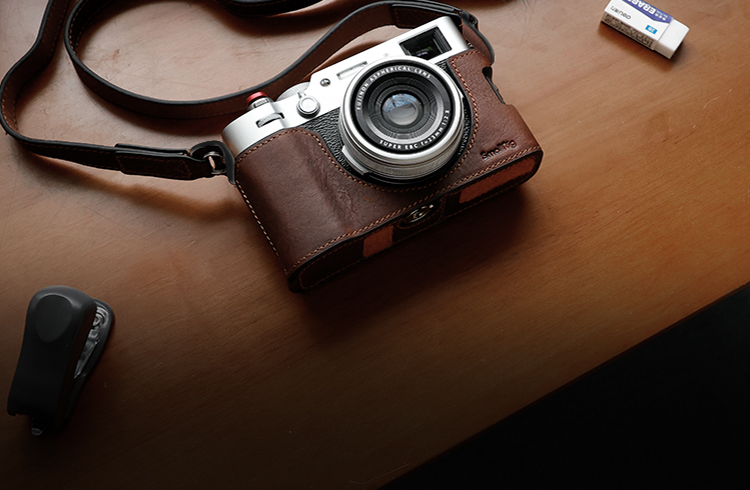 SMALLRIG Custodia In Vera Pelle Per Fujifilm X100VI – Mezza Custodia, Cover A Libro E Tracolla, Con Foro 1/4-20, Design Vintage E Accesso Ai Controlli - 6