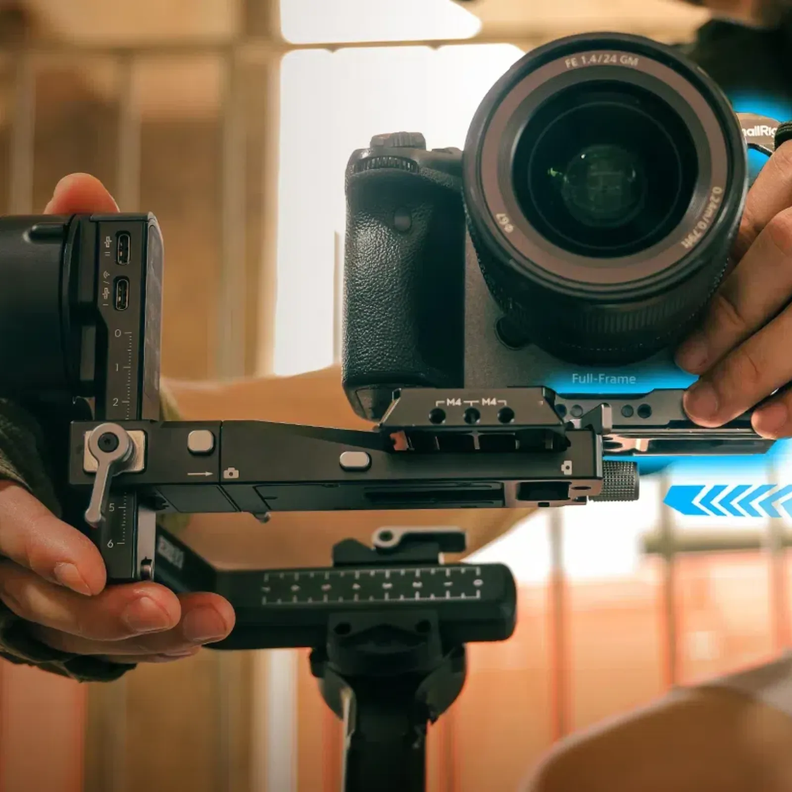 Category/Camera Cages/Sony Sony FX3/FX30 Half Cage | HawkLock QR | SmallRig-For Brands:Sony/For Models:FX30、FX3、FX3A/SKU:4772/