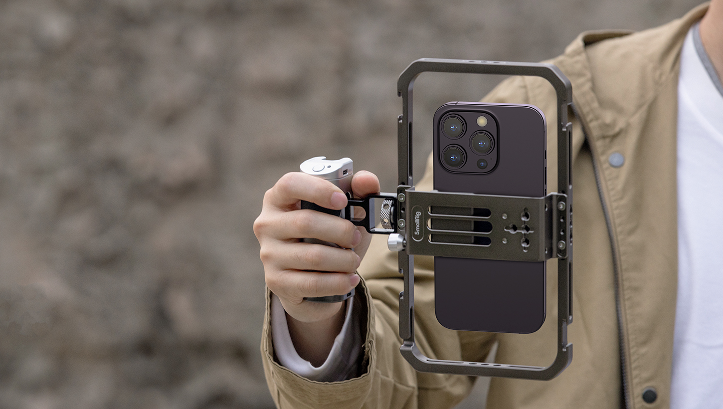 CATEGORY/Phone Rigs/Phone Video Rig Kits Phone Vlogging Kit | Universal Cage | SmallRig-For Brands:Apple/For Models:iPhone 12 series、iPhone 13 series、iPhone 14 Pro、iPhone 14 series、iPhone 15 Pro、iPhone 15 Pro