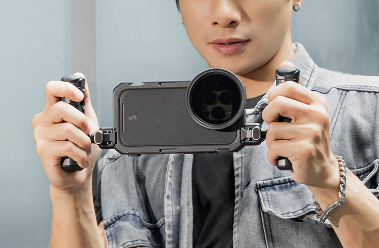 SmallRig Mobile Video Cage Basic Edition for iPhone 16 Pro Max
