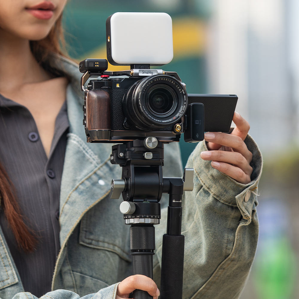 X-M5 Retro Camera Cage | Wooden Handgrip | Arca-Swiss Plate