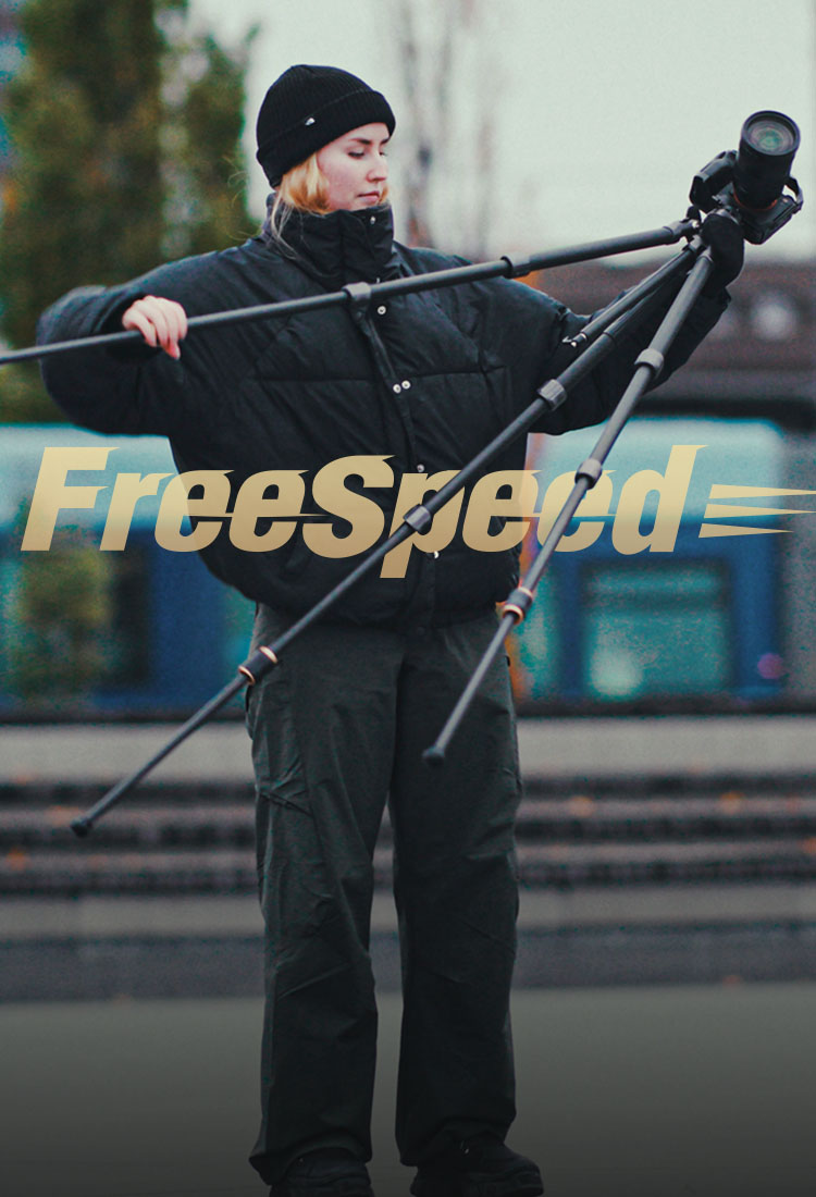 SmallRig FreeRover Carbon Fiber Travel Tripod Kit AP-100 SmallRig FreeRover Carbon Fiber Travel Tripod Kit AP-100
