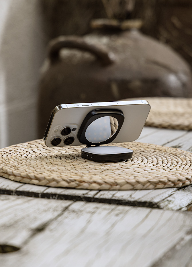 SMALLRIG Vibe P48 LED Video Light Magnetisches Selfie-Licht für iPhone, Telefonlicht mit Spiegel, Sofortbefestigung für MagSafe, für Selfies, Videokonferenzen, Weiß – 4933