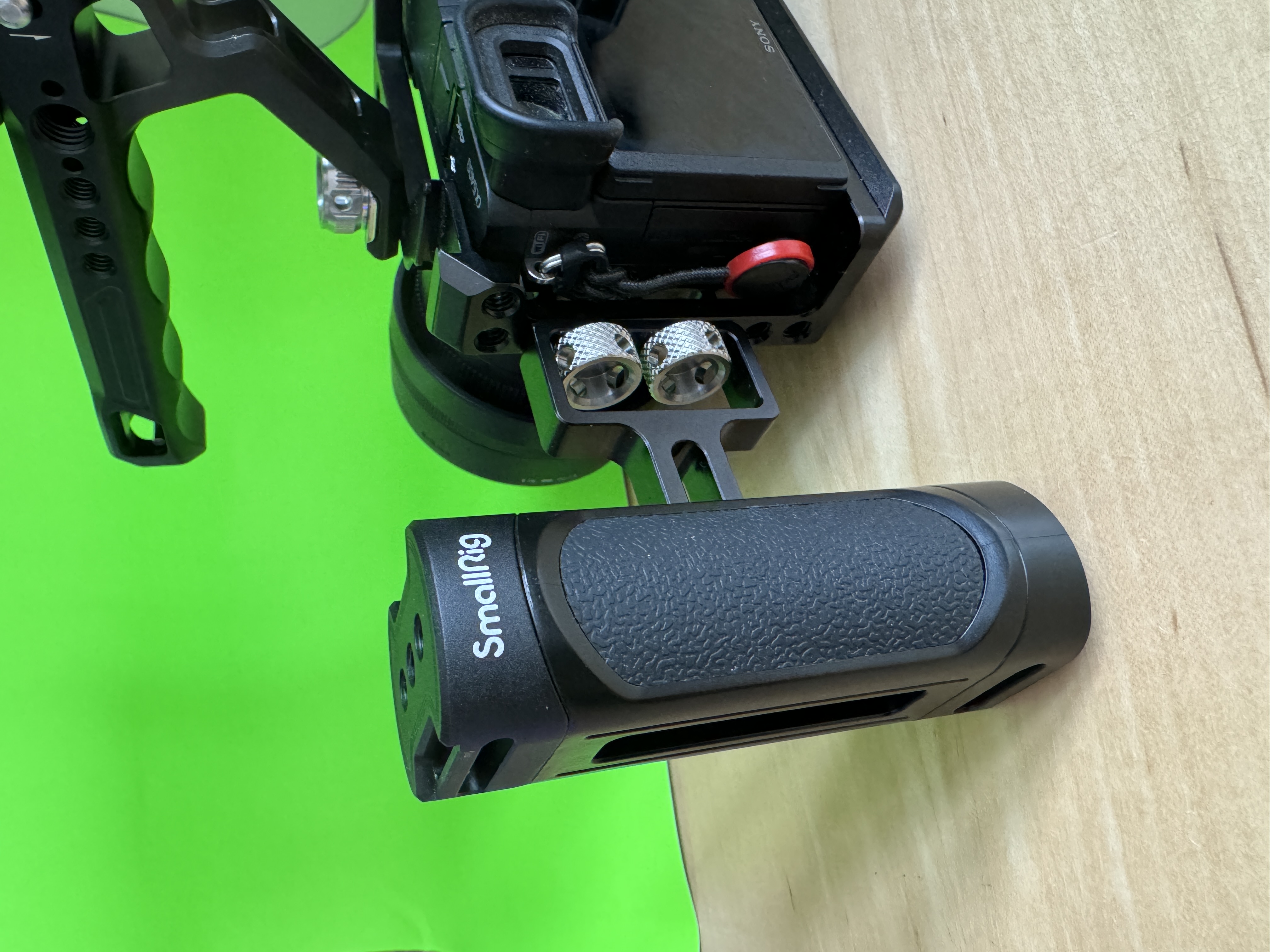 Small rig スマホリグ　ハンドル付き Amazon | SmallRig スマホ用サイドハンドルグリップ ミニ 軽量型