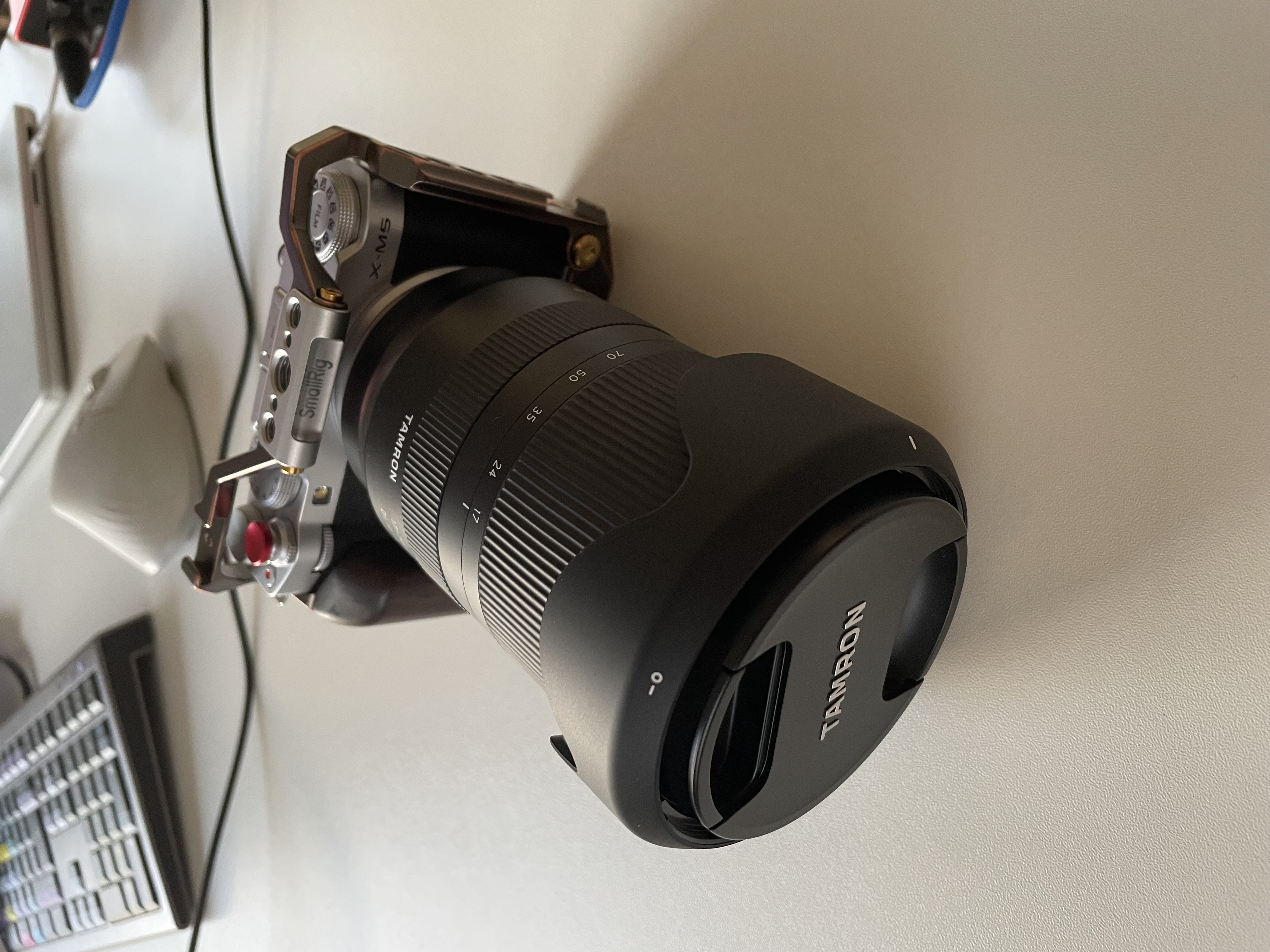 FUJIFILM X-M5用「レトロ」ケージ