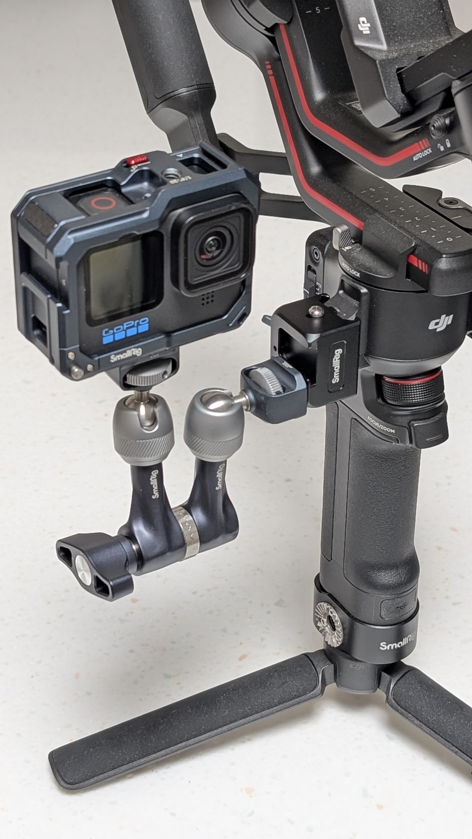 【期間限定！最安値挑戦】 ナルト様専用DJI RS 2 Pro Combo+SmallRigのアーム（三脚/特機 ジャケット・アウター