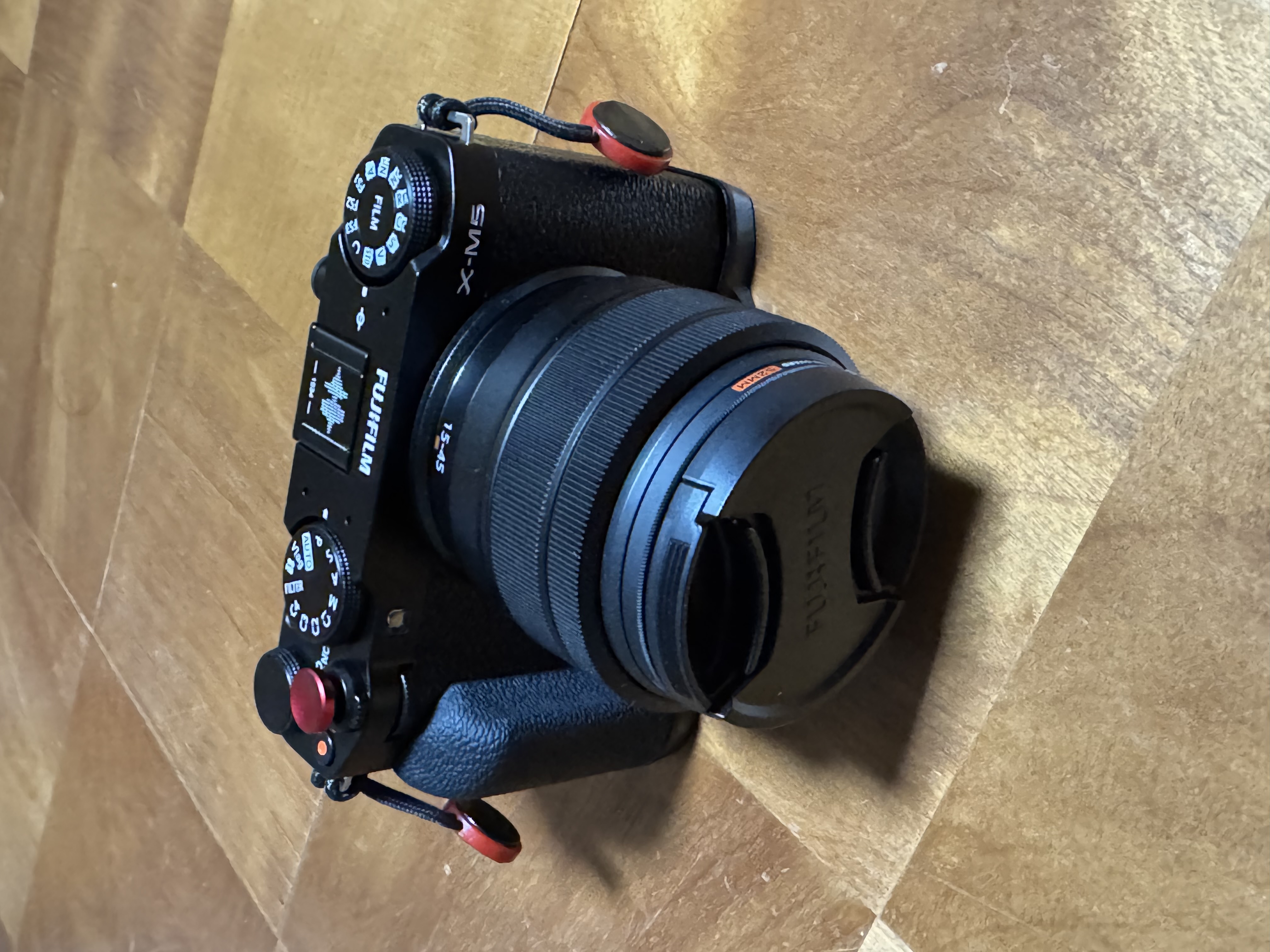 X-M5 L-Plate | Silicone Grip | Arca-Swiss QR | Silver