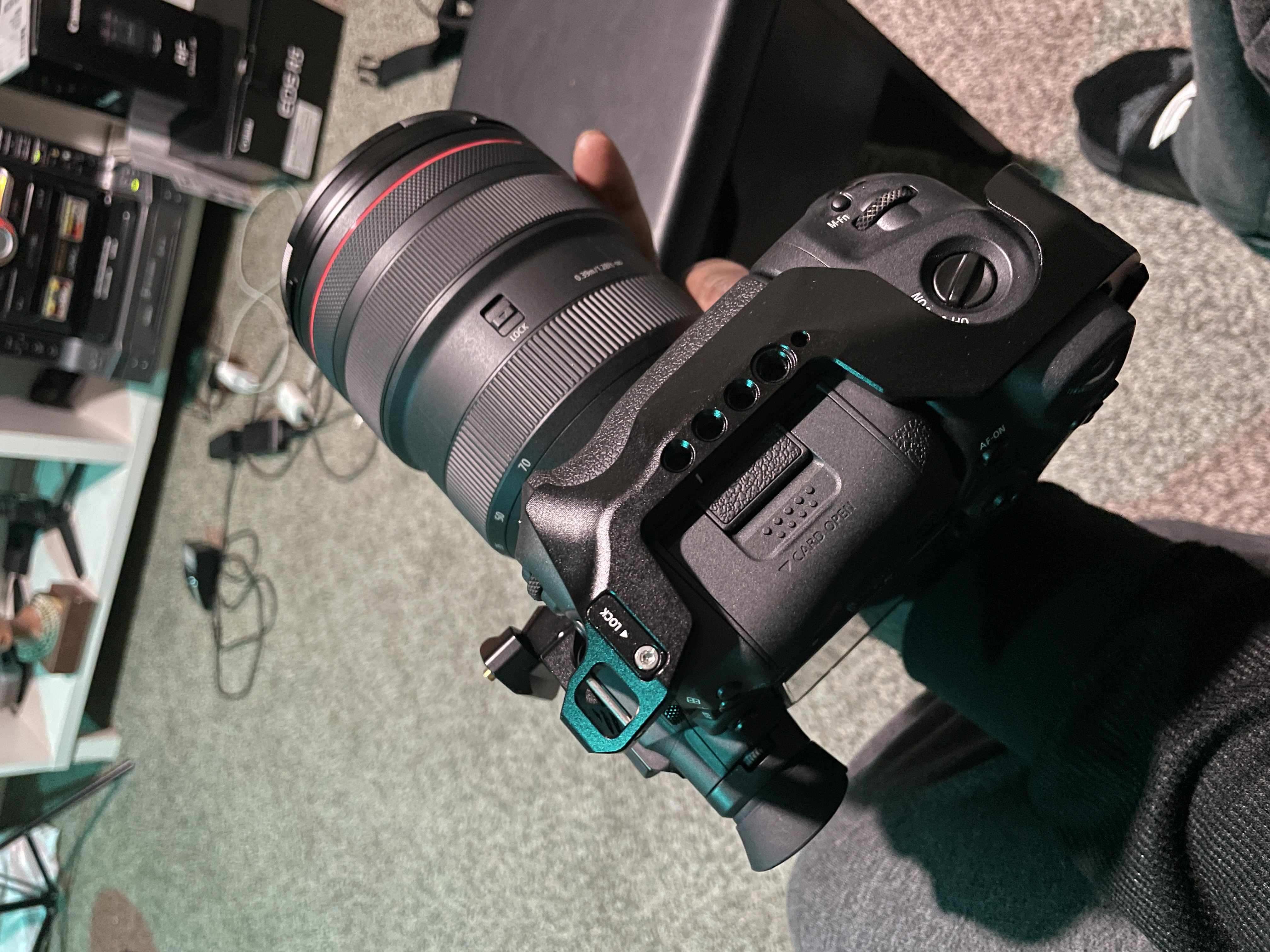 早い者勝ち! Canon EOS R5C グリップ VNDケージ フルセット Canon EOS R5 / R6 / R5C / R6 Mark II（バッテリーグリップBG