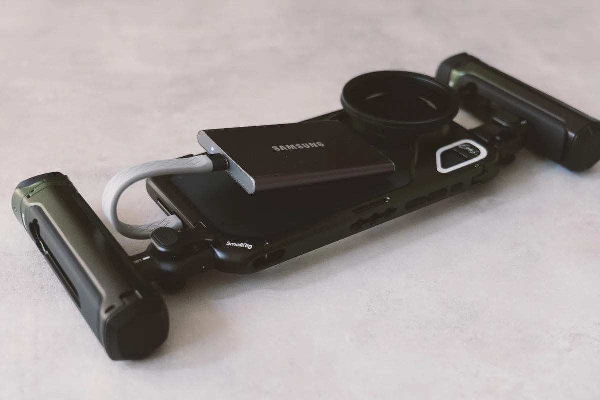 SmallRig x Brandon Li Mobile Video Kit for iPhone 15 Pro Max