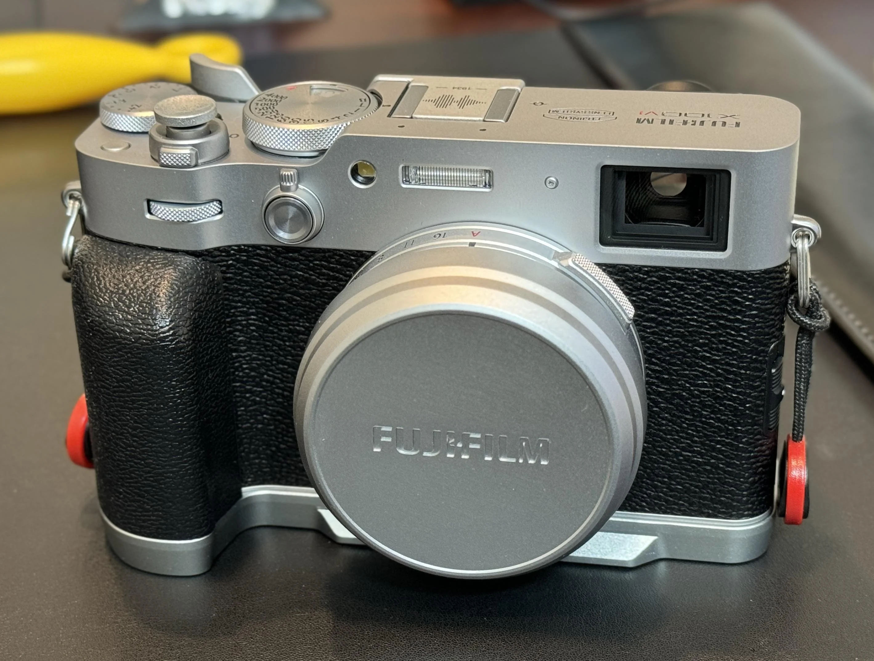 FUJIFILM X100VI/X100V用L型グリップ