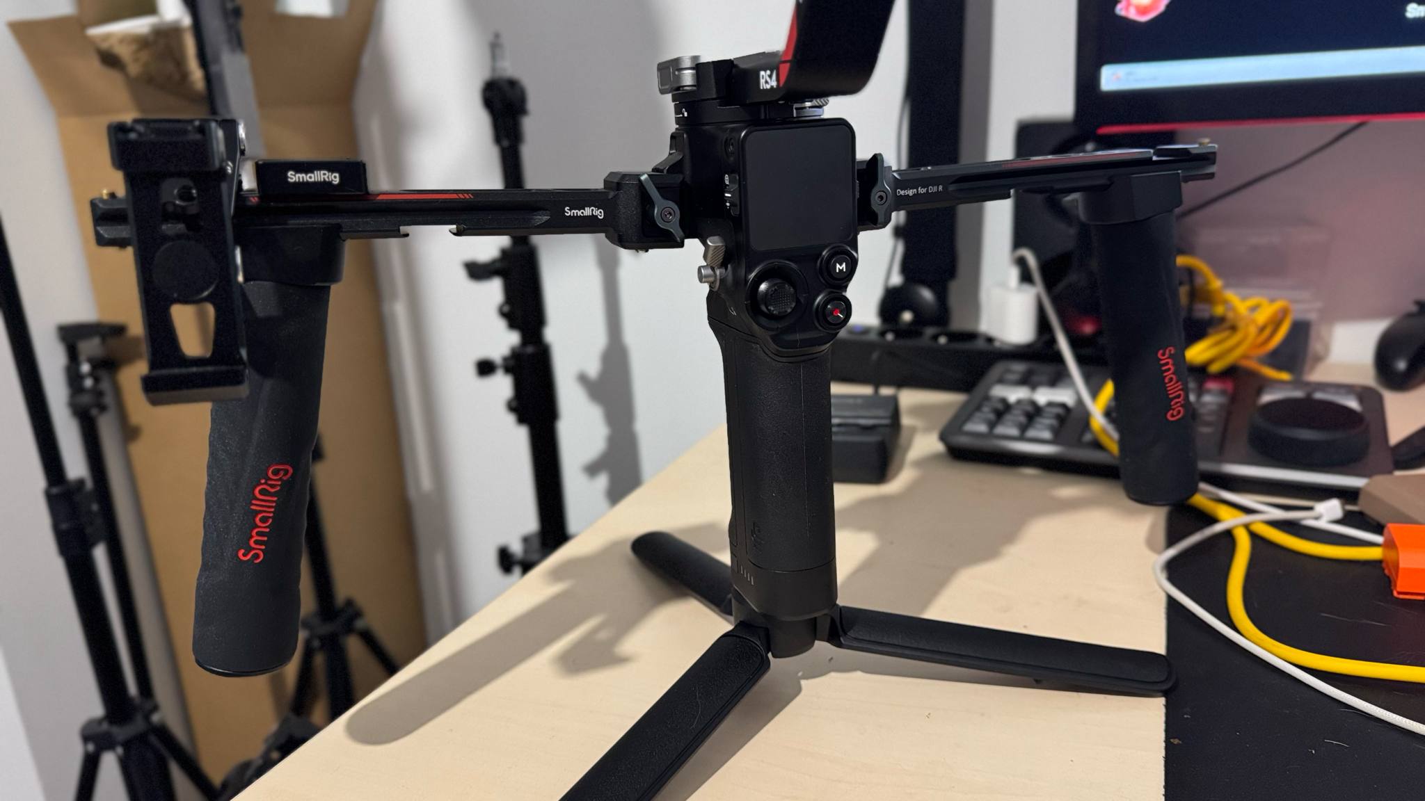 SmallRig RS3/RS3Pro/RS2/RSC2用デュアルハンドグリップ Amazon | SmallRig RS 2 / RSC 2 / RS 3 / RS 3 Pro/RS 3 Mini