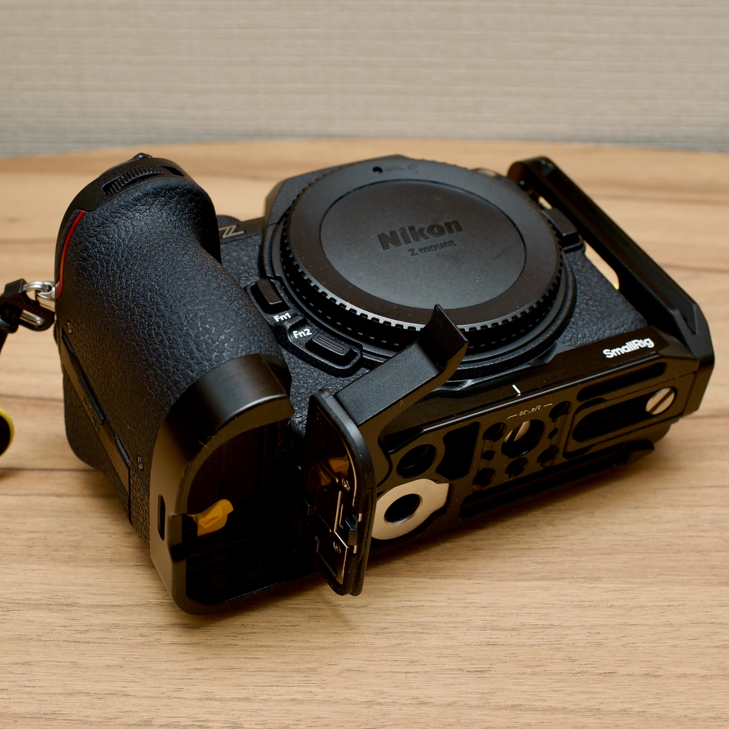 Nikon Z5 SmallRig L型プレート 付き SmallRig Nikon Z5/Z6/Z7/Z6 II/Z7 IIカメラ専用L型プレート