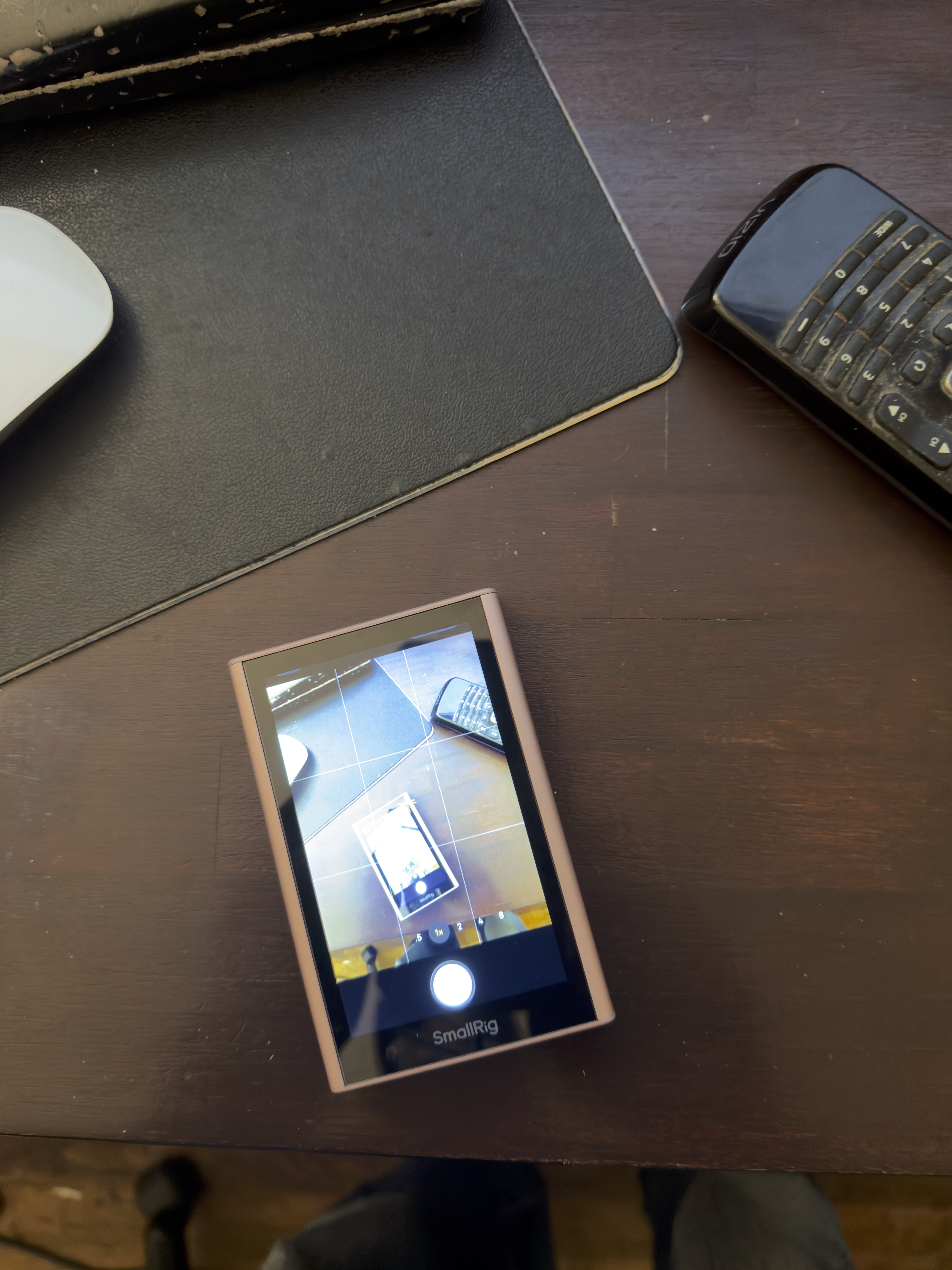 Wireless Display Adapter for Phone | Selfie Kit | SmallRig
