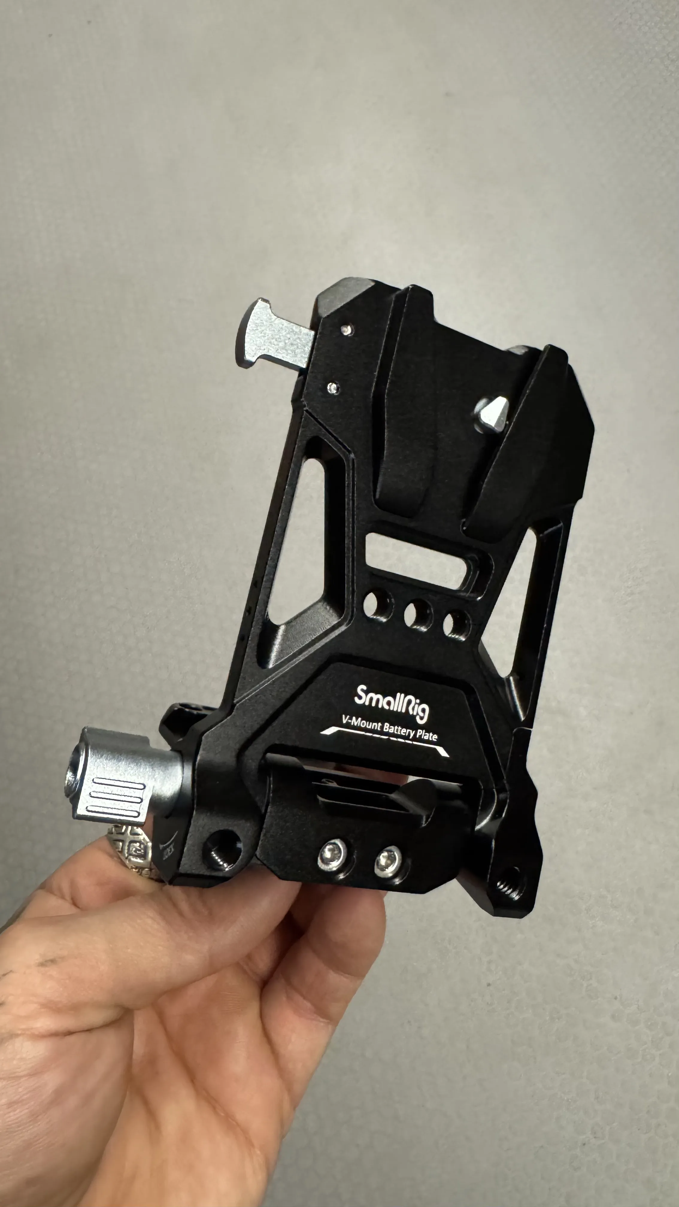 Compact V-Mount Battery System | Arca-Swiss QR | SmallRig