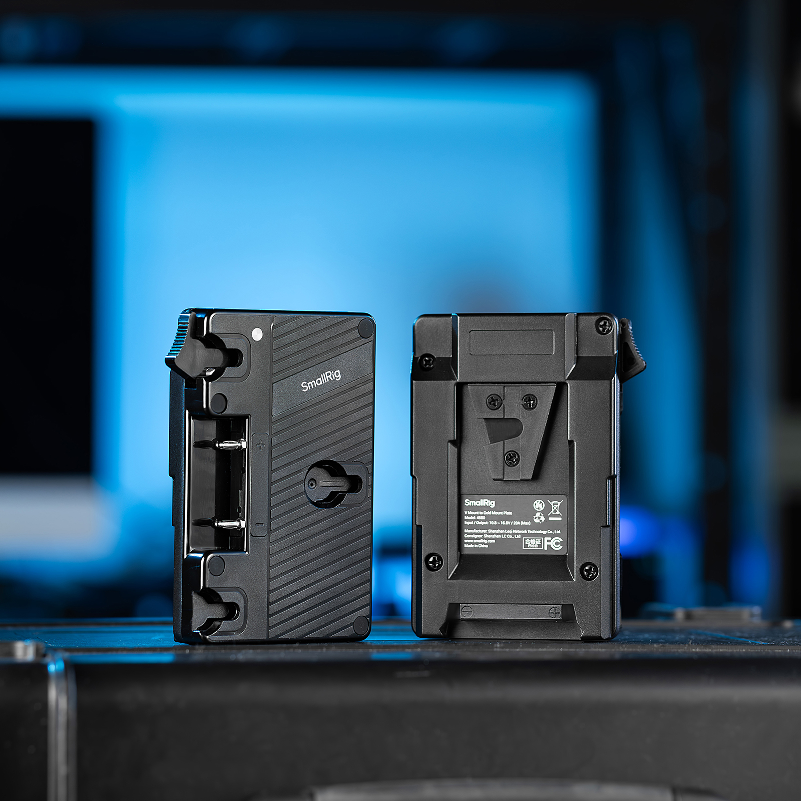 V-Mount to Gold-Mount Battery Plate | D-Tap Power