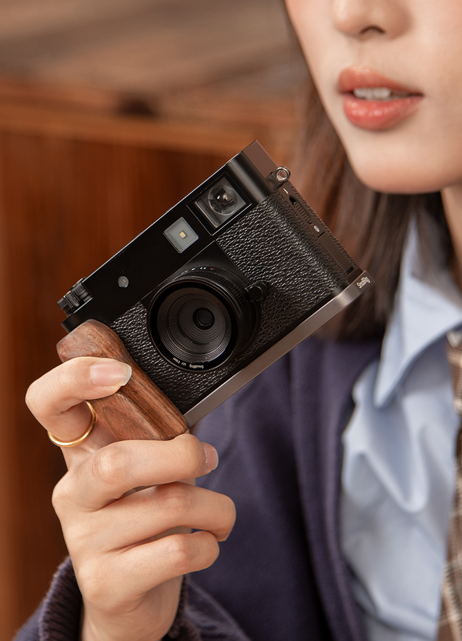 L-Plate | Wood Grip | Port Access | Silver Black