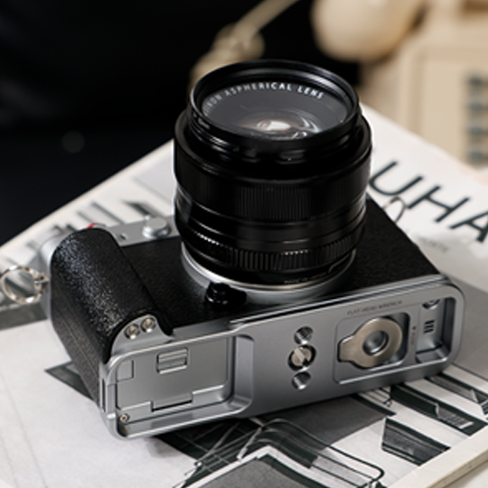 FUJIFILM X-E5 L-Plate | Silver-Black | Arca-Swiss Mount