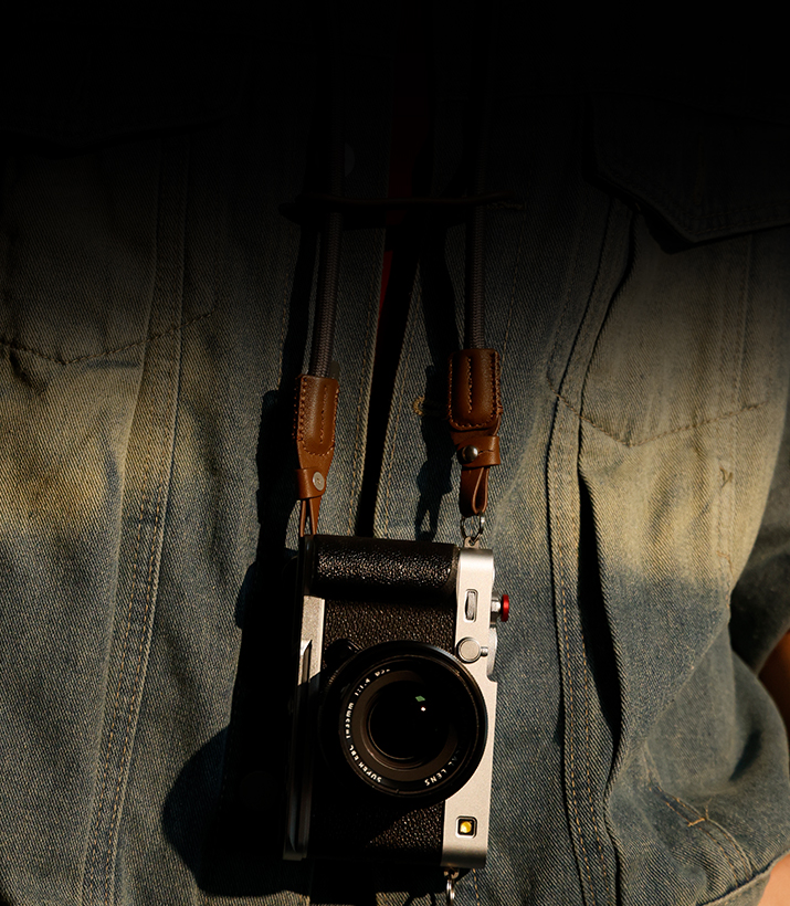 X-E5 Camera Half Case | Leather, Grip | Black, Brown
