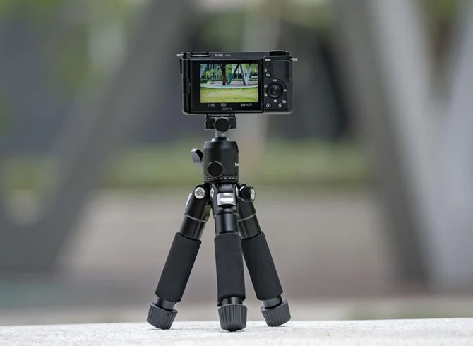 VT-20Pro Desktop Tripod | Compact, Quick Setup | SmallRig