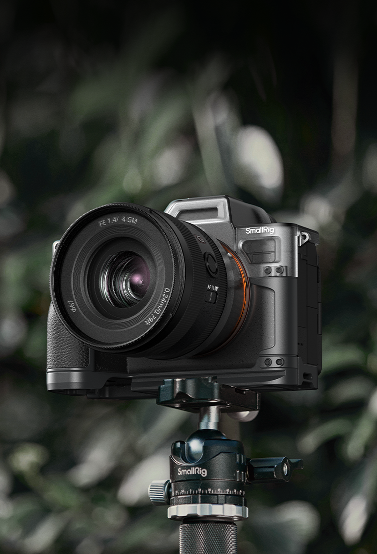 Sony A7 IV Camera Cage | Arca-Swiss | Leather Grip